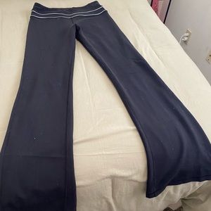 Reversible Lululemon flare leggings